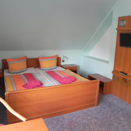Christel'S Pension Brandenburg  Екстер'єр фото